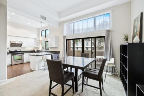Ultimate LA Vacation 2BR w Pool Above Shops